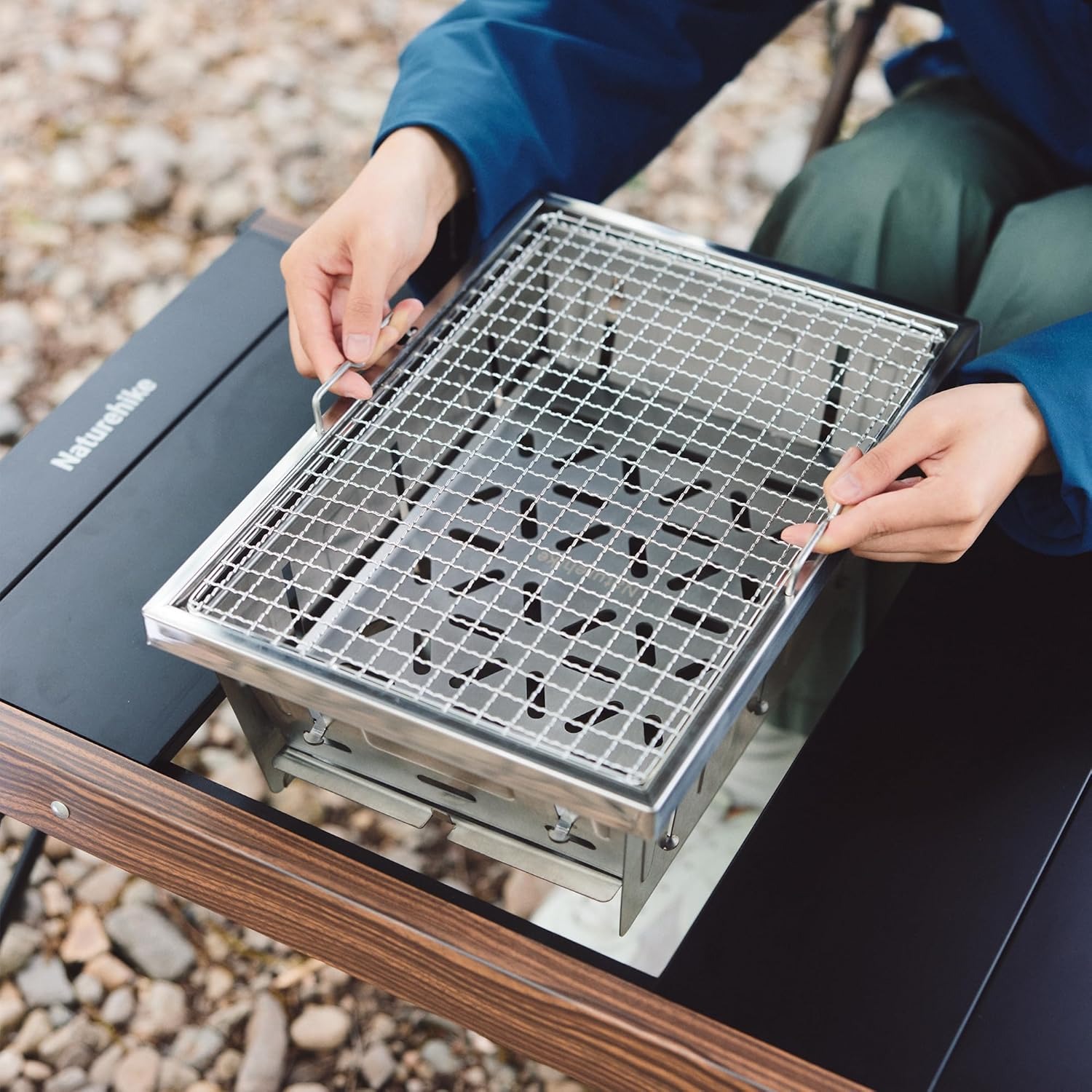 Naturehike Camping Charcoal Gr - Camping Cooking Table With Windshield recension och pris